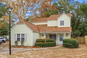featured image of 1211 Meadow Park Ln