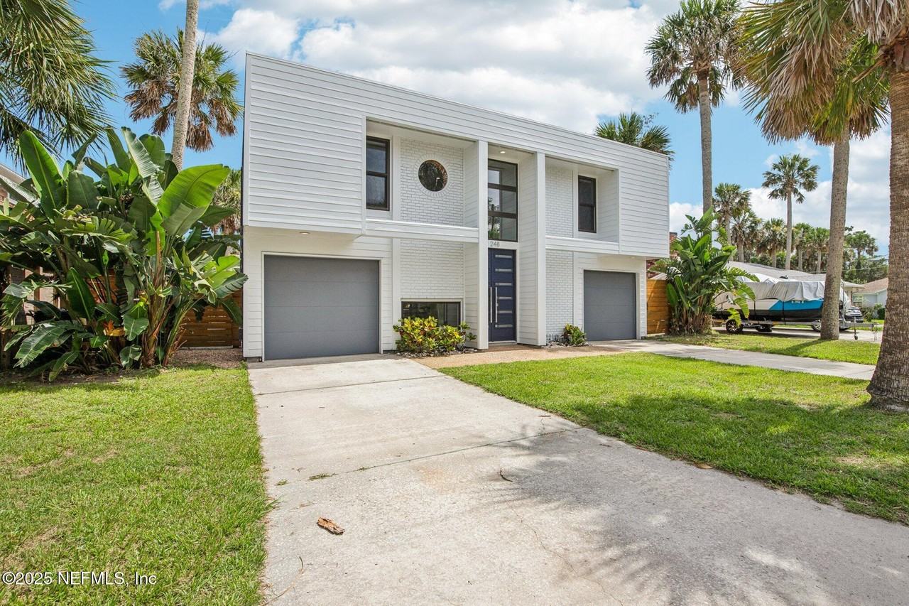 248 11th St - Photo 2 of 45