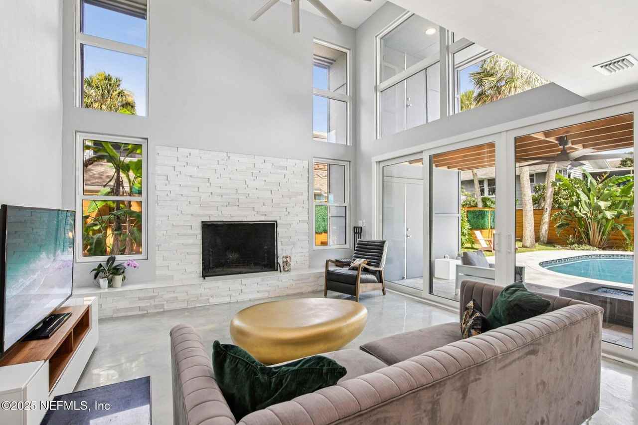 248 11th St - Photo 7 of 45