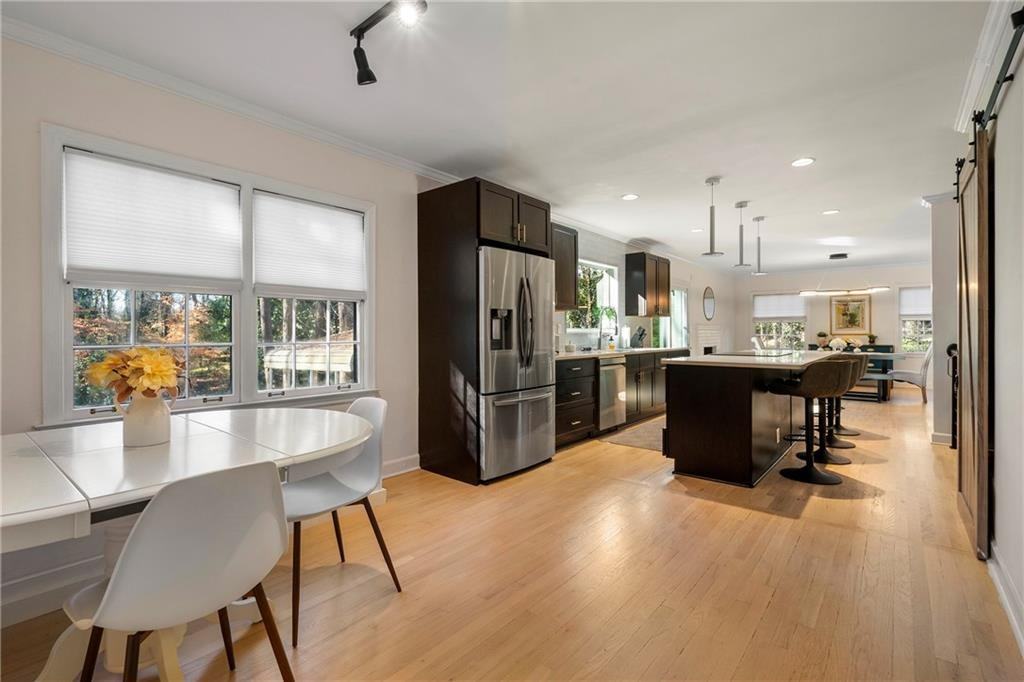 4116 Wieuca Rd Ne - Photo 4 of 28