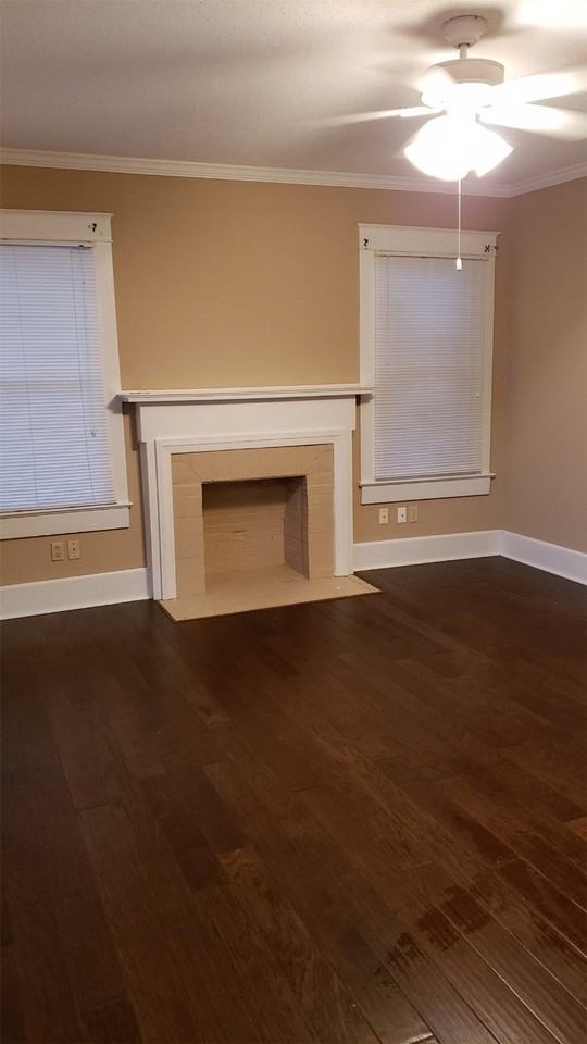 403 S 7th St - Photo 7 of 8