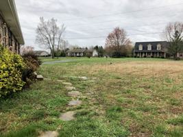 featured image of 2121 Bracey Cir