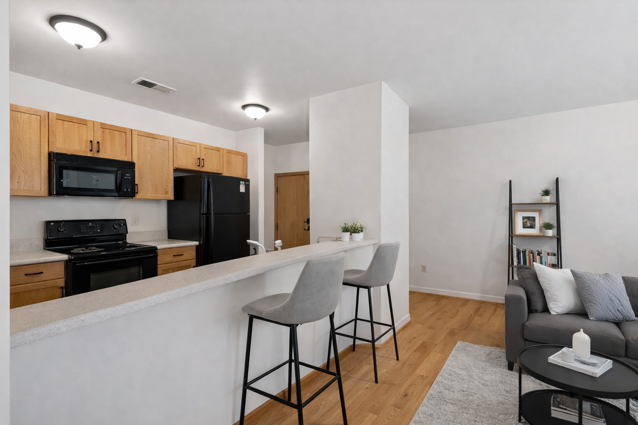 901 Kearney - Photo 7 of 39