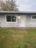 featured image of 331 E Elm St #2