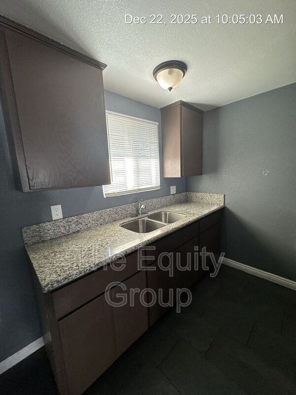 510 N Encina St #A - Photo 7 of 16