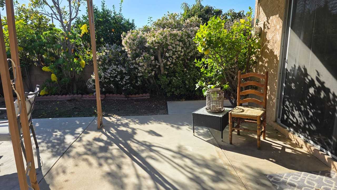 652 Verna Ave - Photo 6 of 13