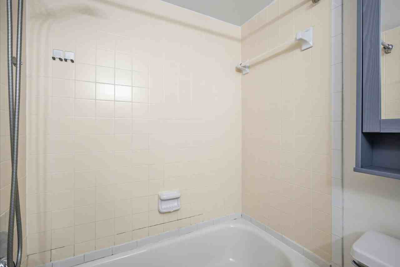 4521 W La Villa Ln - Photo 7 of 22