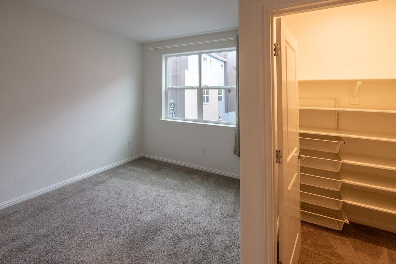 1928 Nevets Ln - Photo 7 of 21