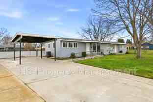 1402 Potter Ave - Photo 1 of 1