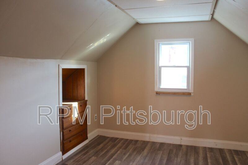 753 Jefferson Rd - Photo 7 of 12