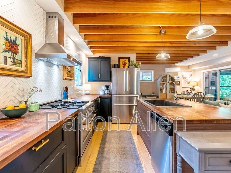 206 Waynesville Ave - Photo 4 of 32