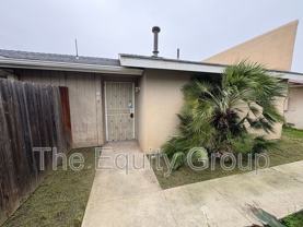 737 S Spruce St - Photo 1 of 1