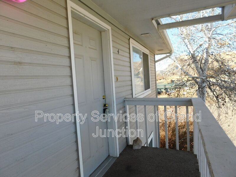 433 Pendleton St #4 - Photo 3 of 14