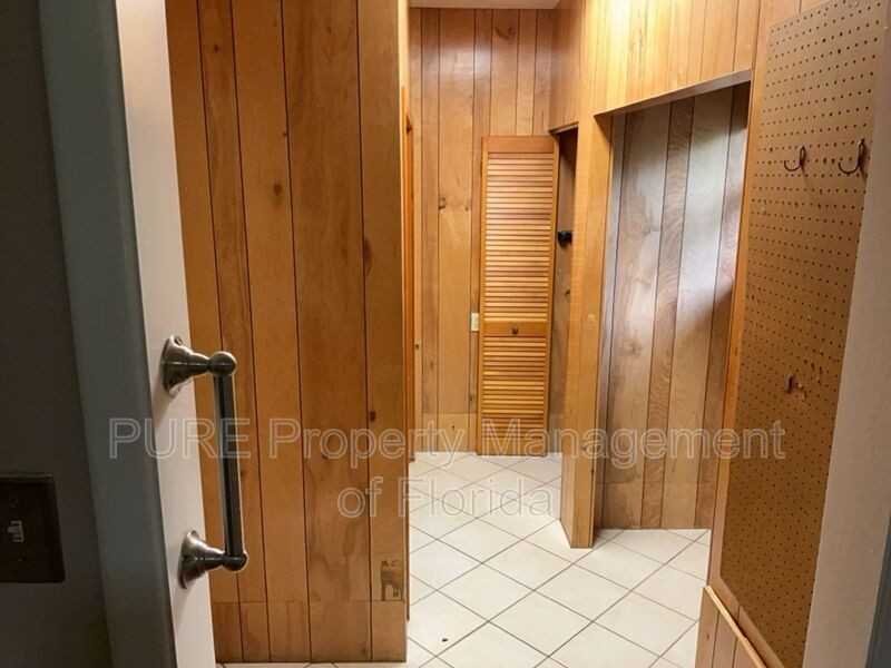 746 Se 29th Ter - Photo 4 of 36