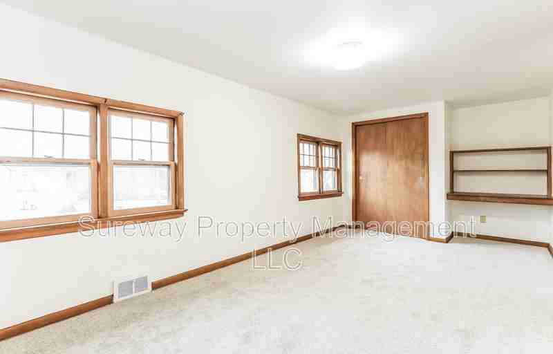 310 Union Ave - Photo 7 of 20