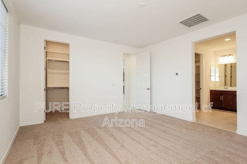 10254 W Crittenden Ln - Photo 7 of 21