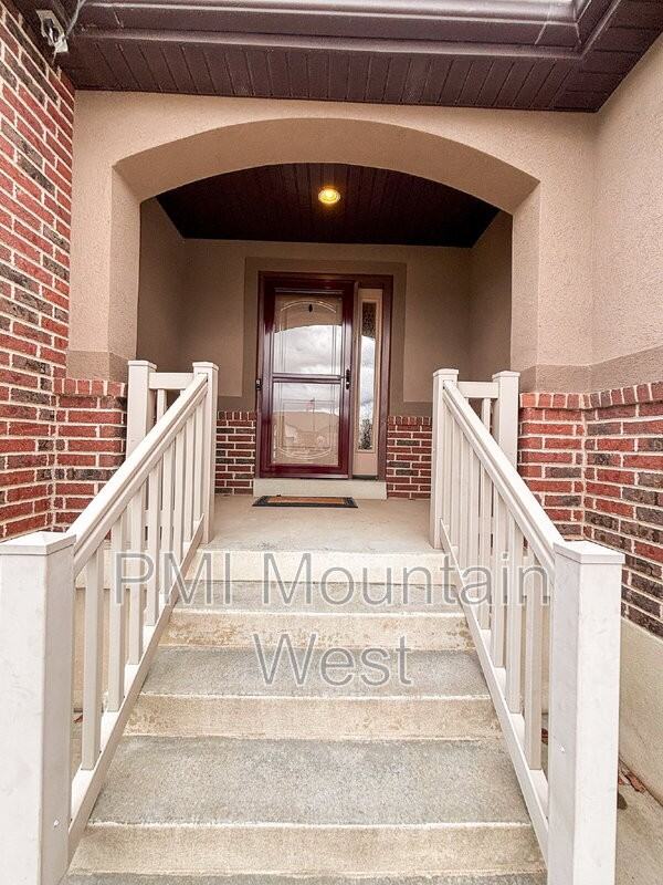 2241 Wn - Photo 4 of 50