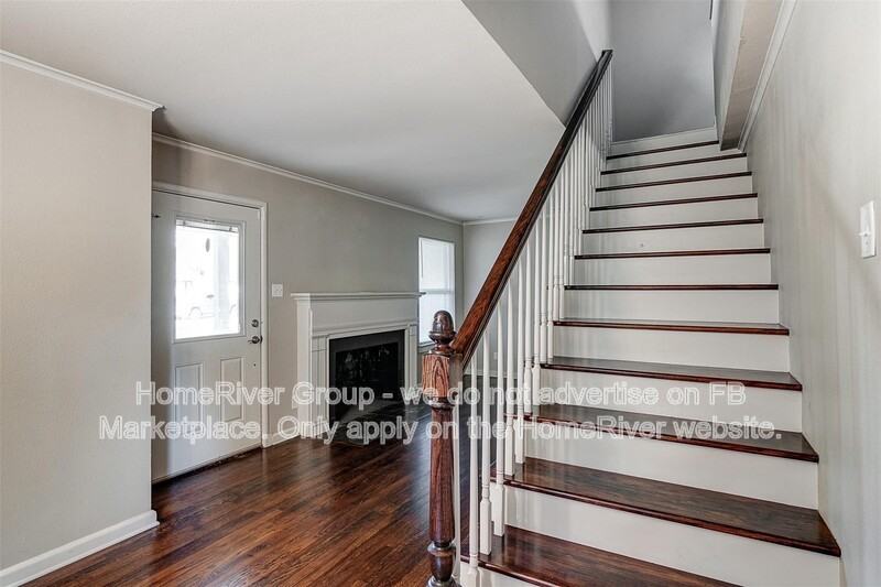 4174 Saranac Dr - Photo 5 of 38