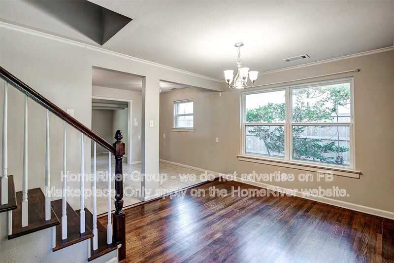 4174 Saranac Dr - Photo 6 of 38