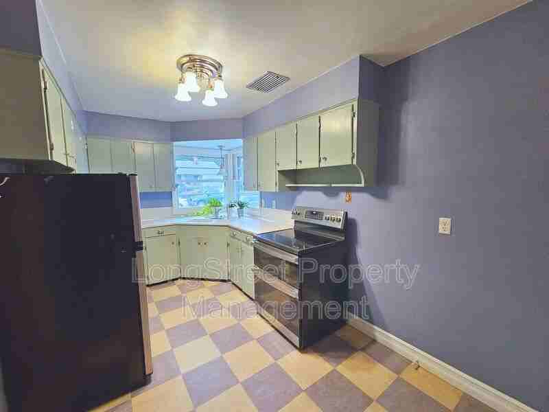 6416 Ne 35th Pl - Photo 5 of 22