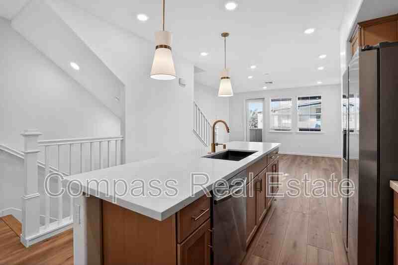 21061 Story St #1 - Photo 4 of 26