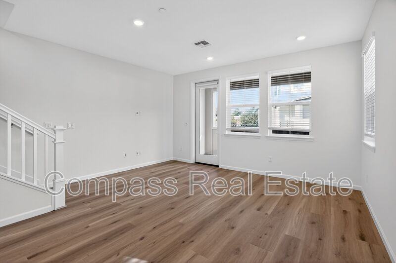 21061 Story St #1 - Photo 6 of 26