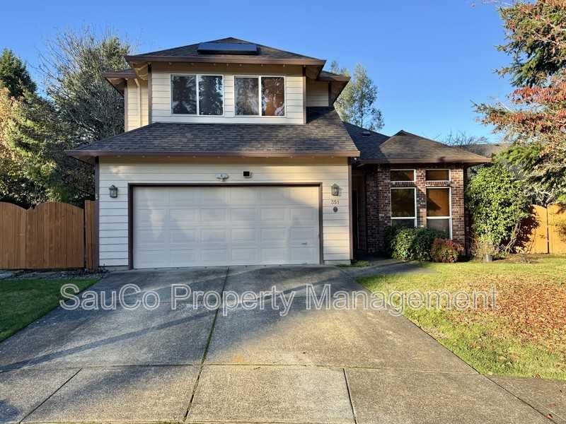 351 Se 58th Ct - Photo 2 of 25