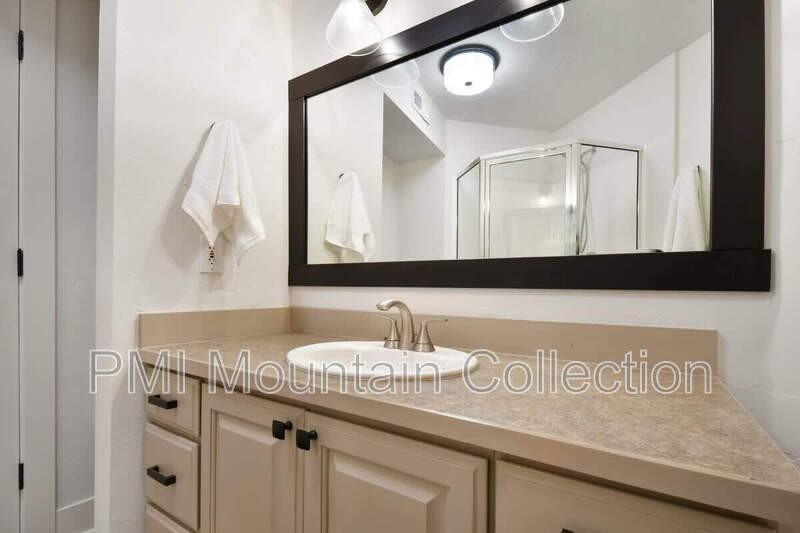 1797 W Fox Bay Dr #201 - Photo 4 of 22