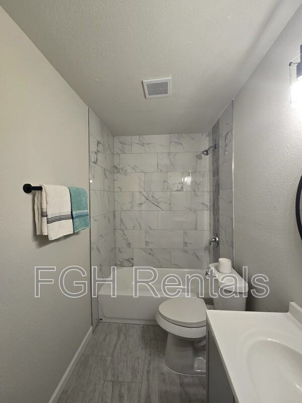 12107 El Sendero St - Photo 3 of 6