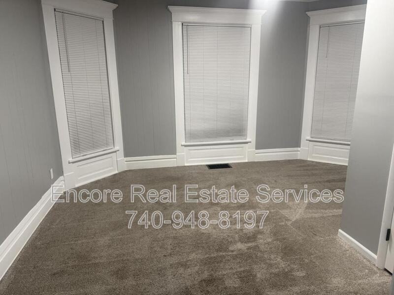 202 Central Ave - Photo 4 of 13