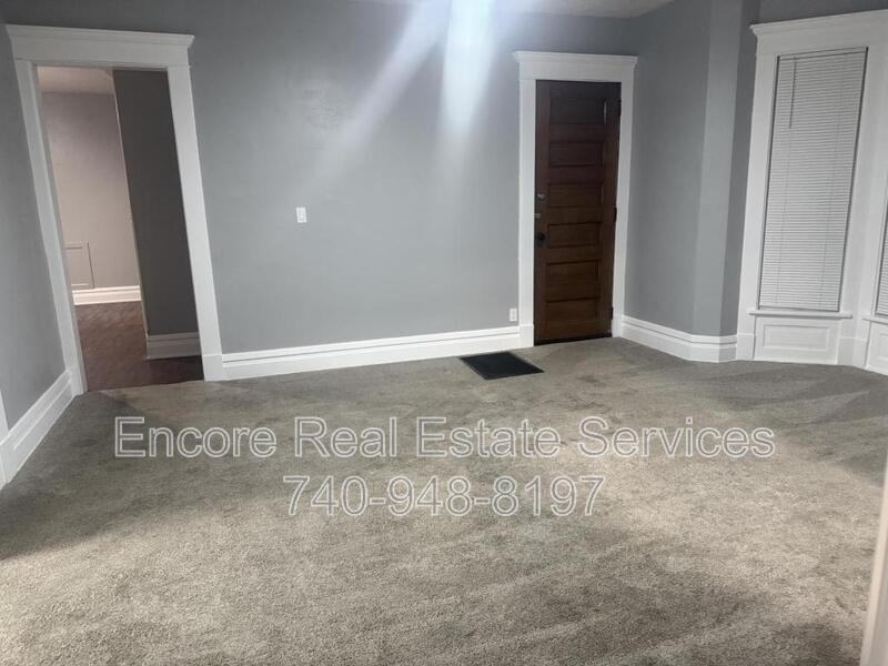 202 Central Ave - Photo 5 of 13