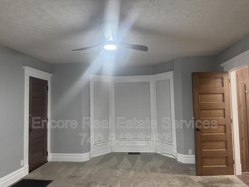 202 Central Ave - Photo 6 of 13