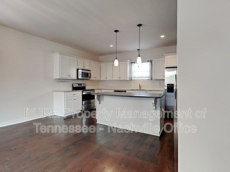 303 Gatewood Ave - Photo 7 of 35