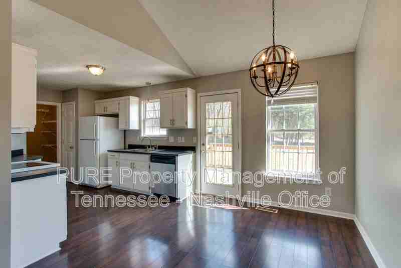 1020 Saddlestone Dr - Photo 6 of 31