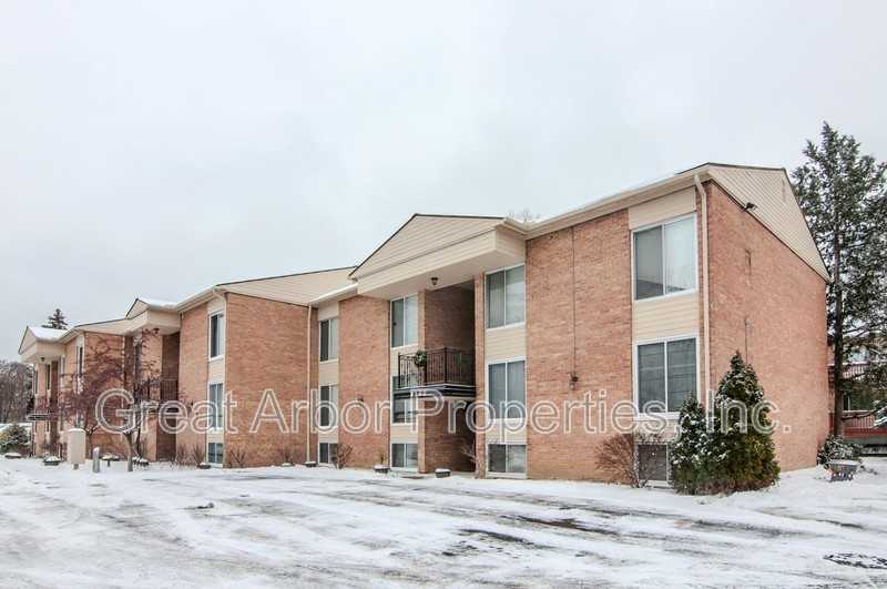 4194 Packard St #1 - Photo 2 of 31