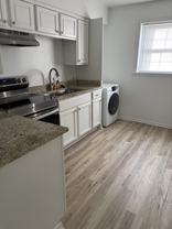 25 Holiday Dr #05 - Photo 1 of 1