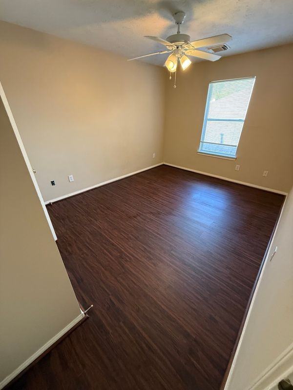 14906 White Forge Ln - Photo 6 of 11