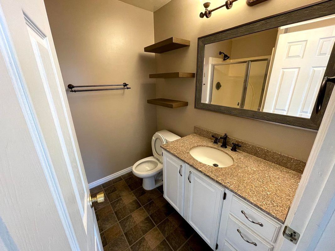 372 Paulette Way - Photo 5 of 14