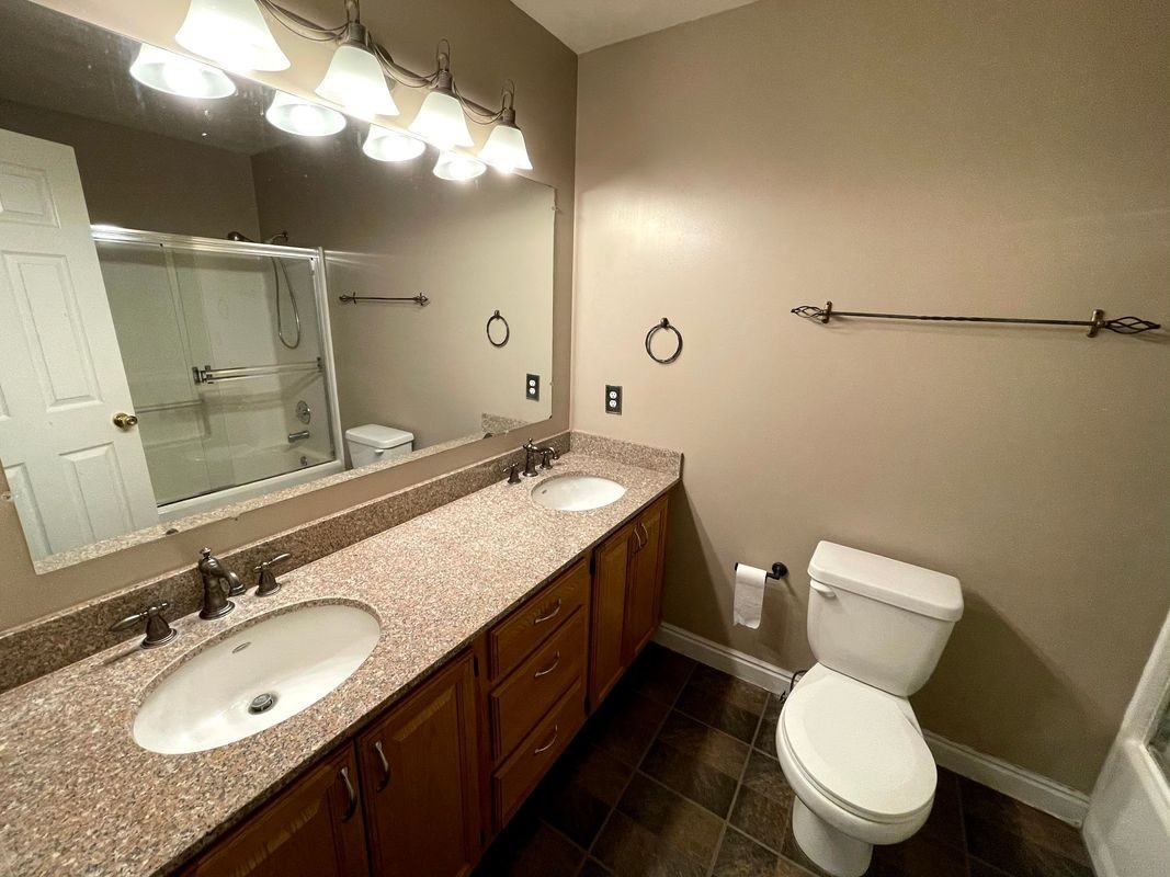 372 Paulette Way - Photo 6 of 14