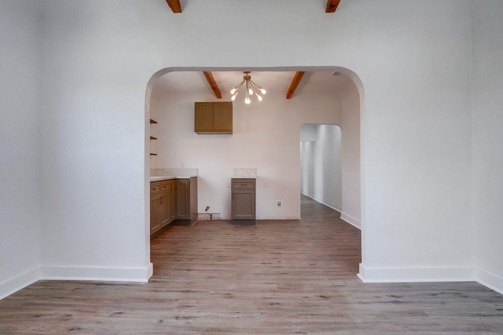 2708 Cincinnati St - Photo 4 of 17