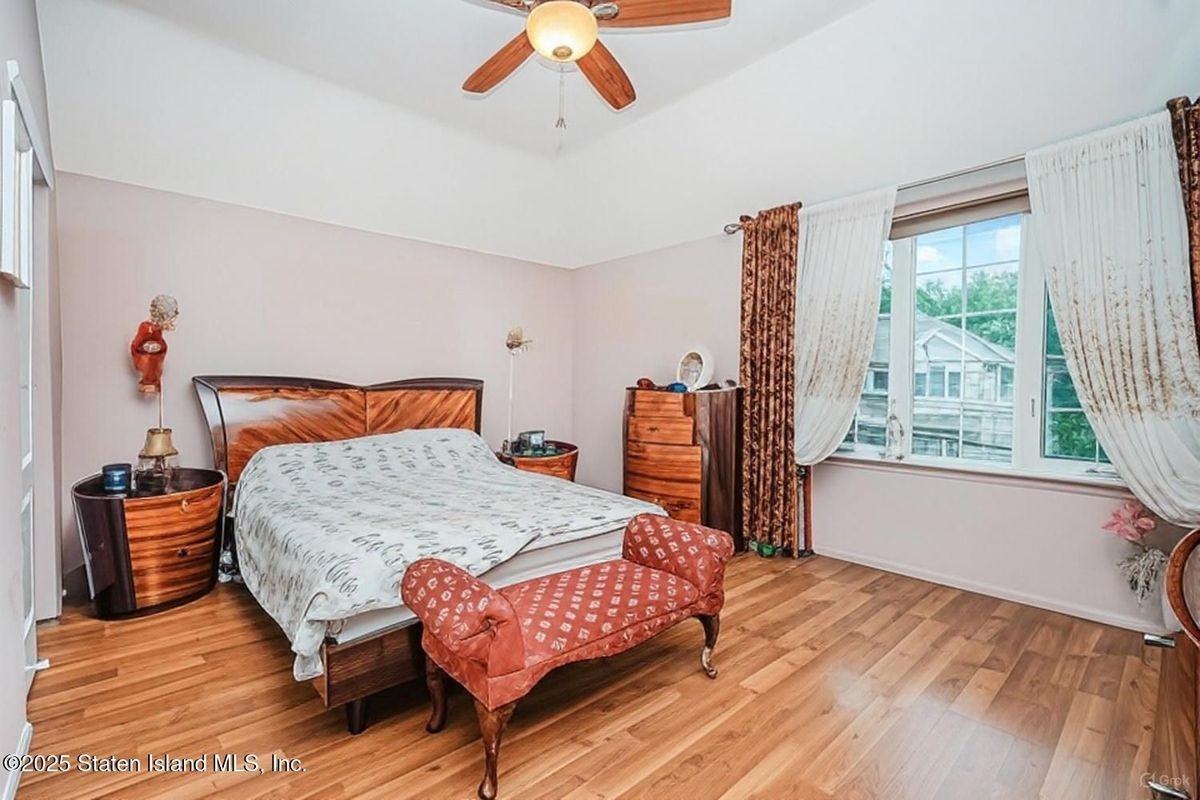 31 Harris Ln - Photo 2 of 5