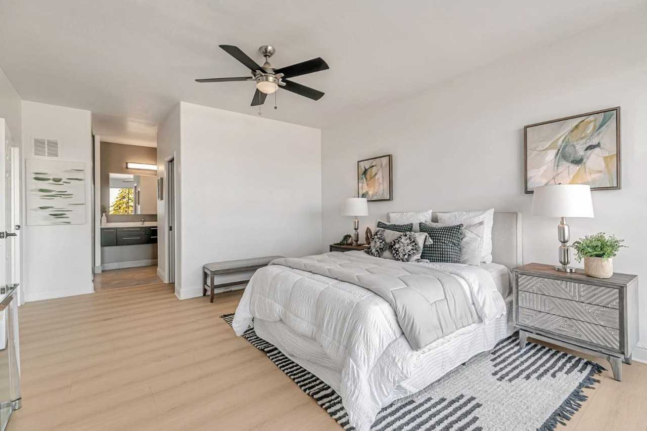 1700 Civic Center Dr - Photo 5 of 13