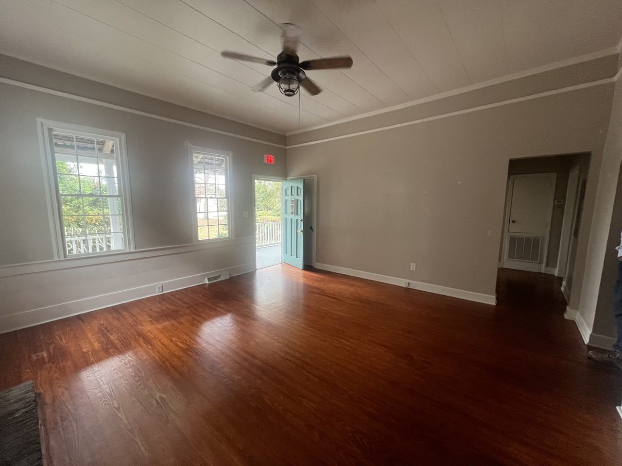 209 Stallsville Rd - Photo 2 of 6