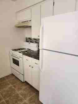 1701 Paisano St Ne - Photo 4 of 21