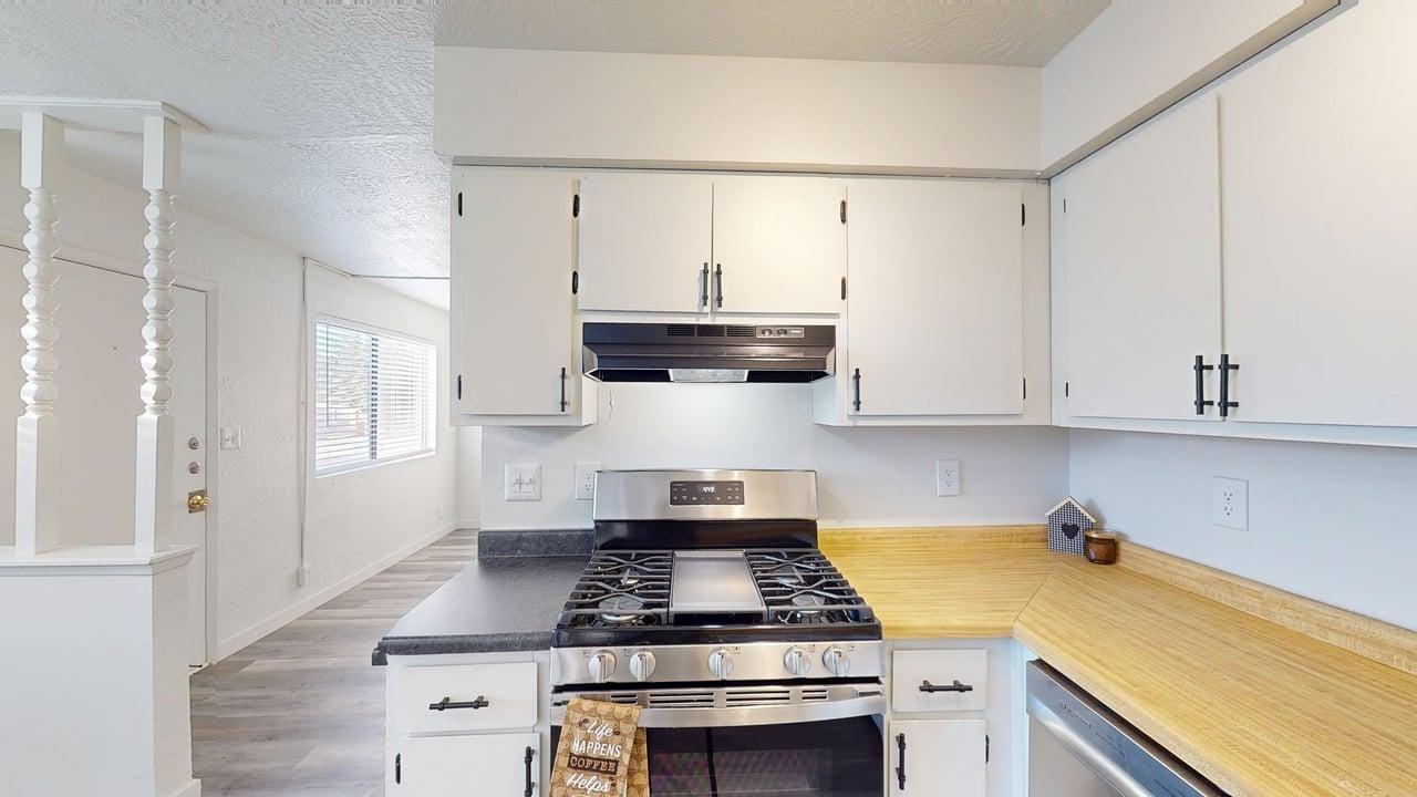 13200 Mountain Rd Ne - Photo 7 of 35