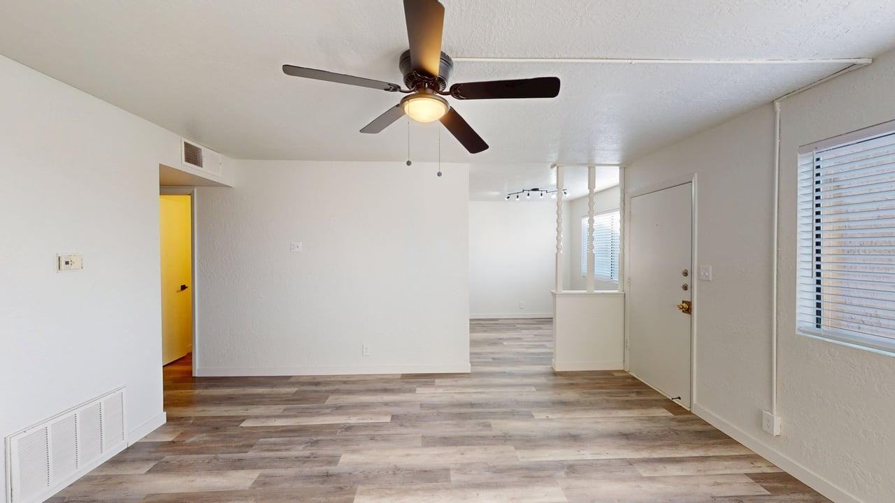 13200 Mountain Rd Ne - Photo 2 of 35