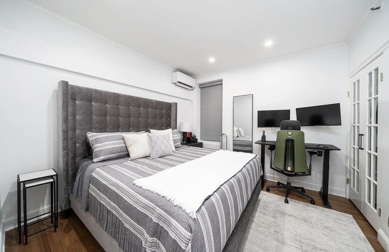 1208 Washington St #2S - Photo 4 of 7