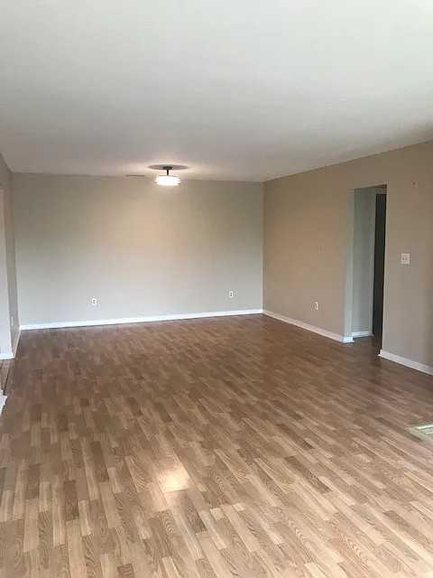 500 Prospect St - Photo 3 of 11