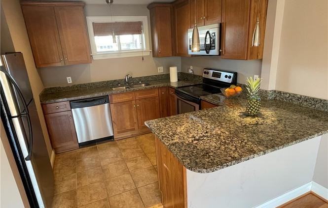 2100 Grove Ave - Photo 3 of 7