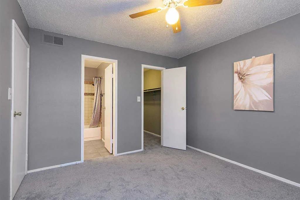 2501 W Zia Rd - Photo 5 of 9